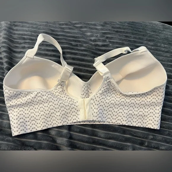 Cream Patterned Women's Bra - Picture 2 of 3